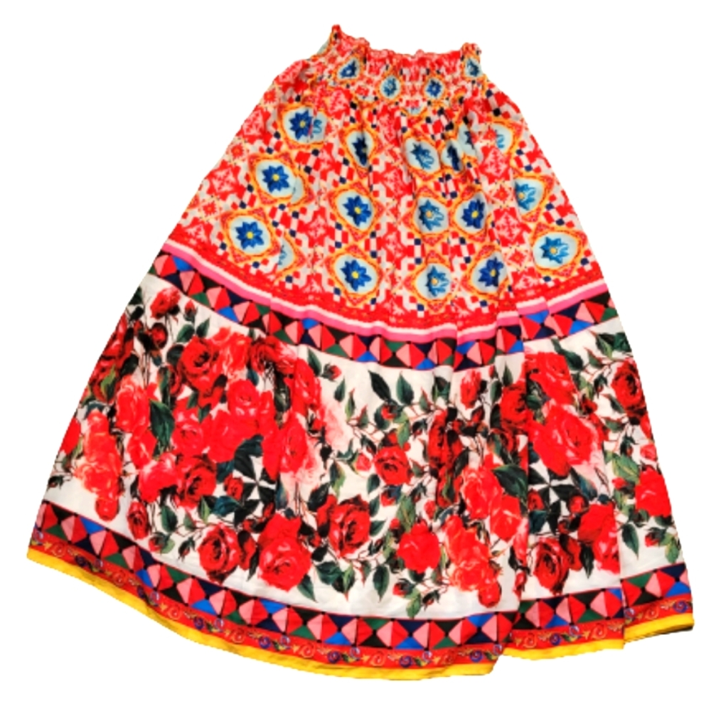 New L'atiste by Amy floral skirt. Small.  Gathered waist. Ankle length.